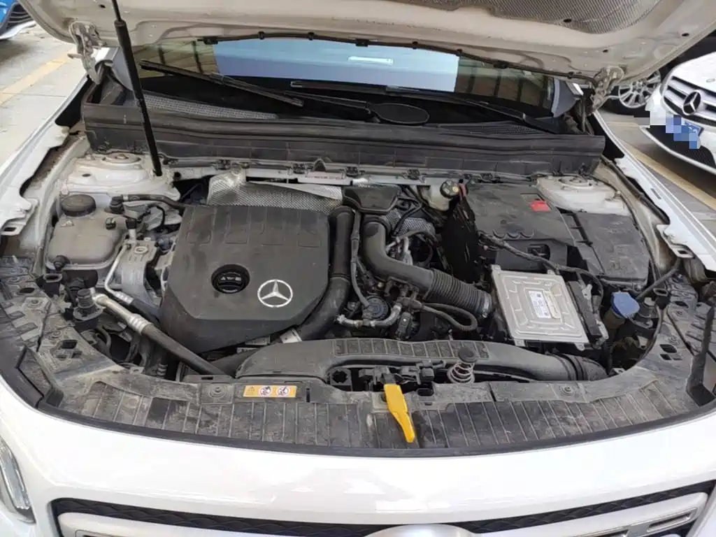 Mercedes-Benz GLB — миниатюра 20