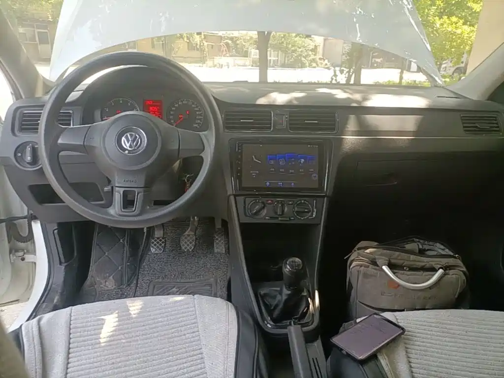 Volkswagen Santana — миниатюра 10