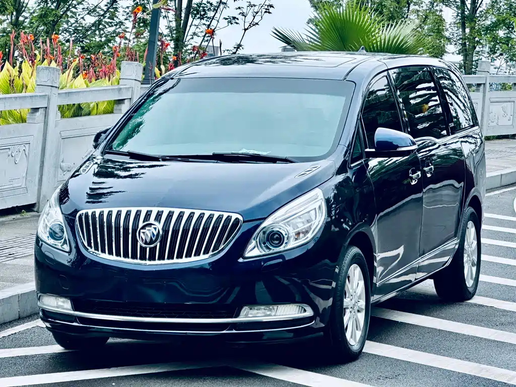 Buick GL8 2013 3.0L GT Luxury Business Luxury Elegant Edition