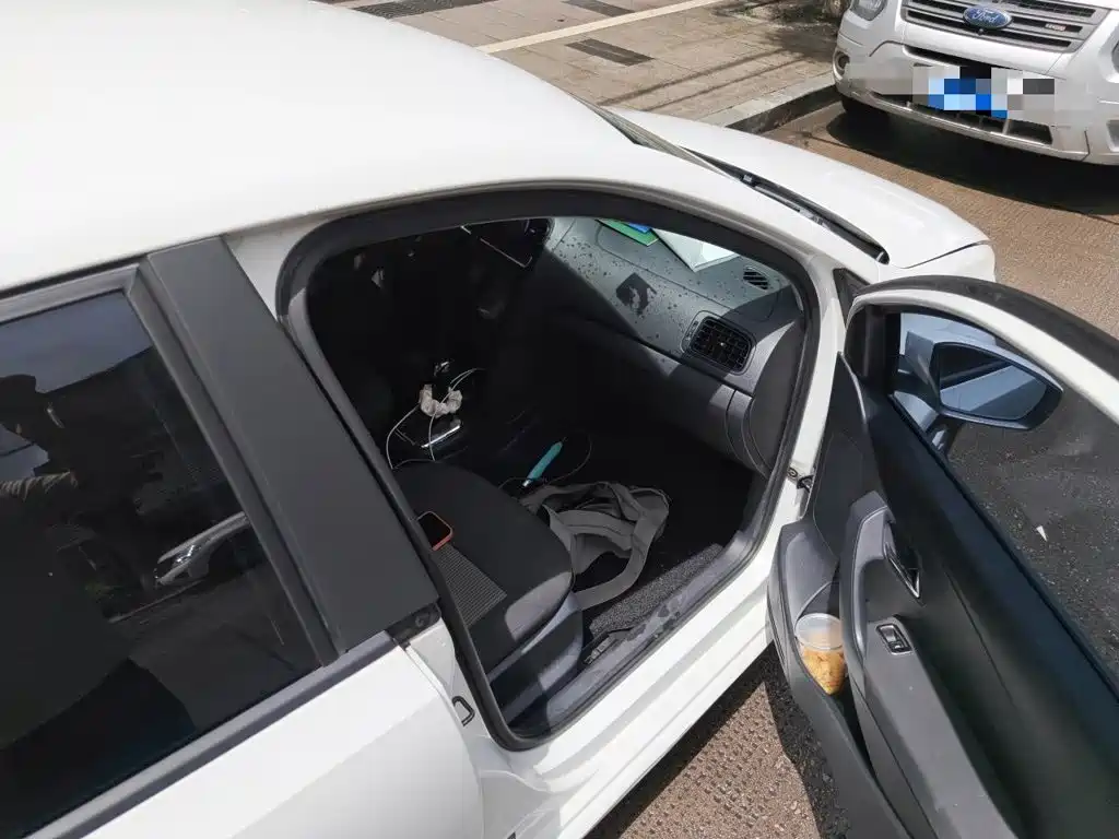 Volkswagen Polo — миниатюра 18