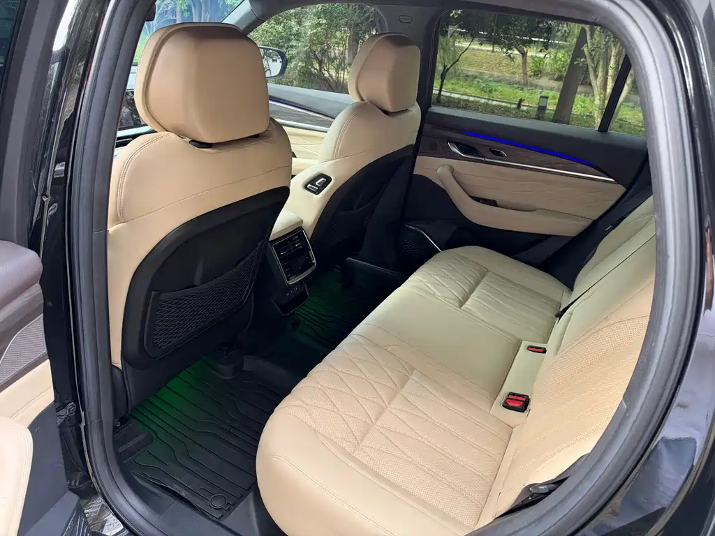 Geely Xingyue L — миниатюра 6