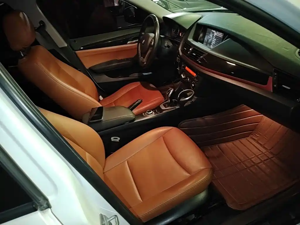 BMW X1 — миниатюра 25