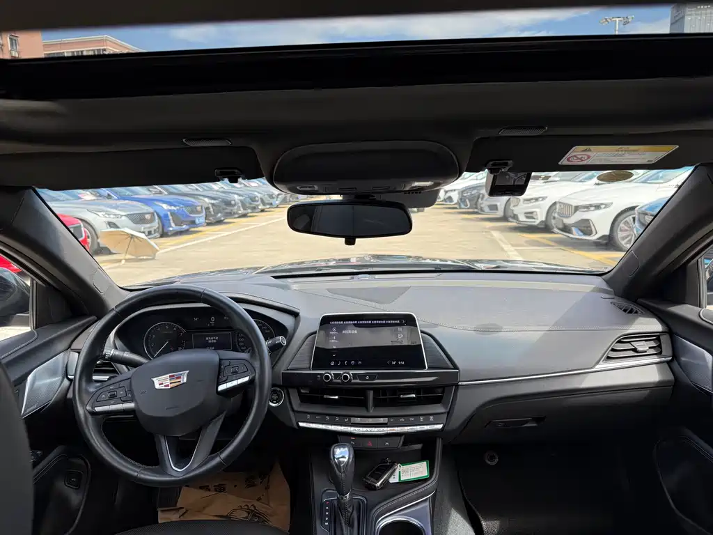 Cadillac CT4 — миниатюра 12