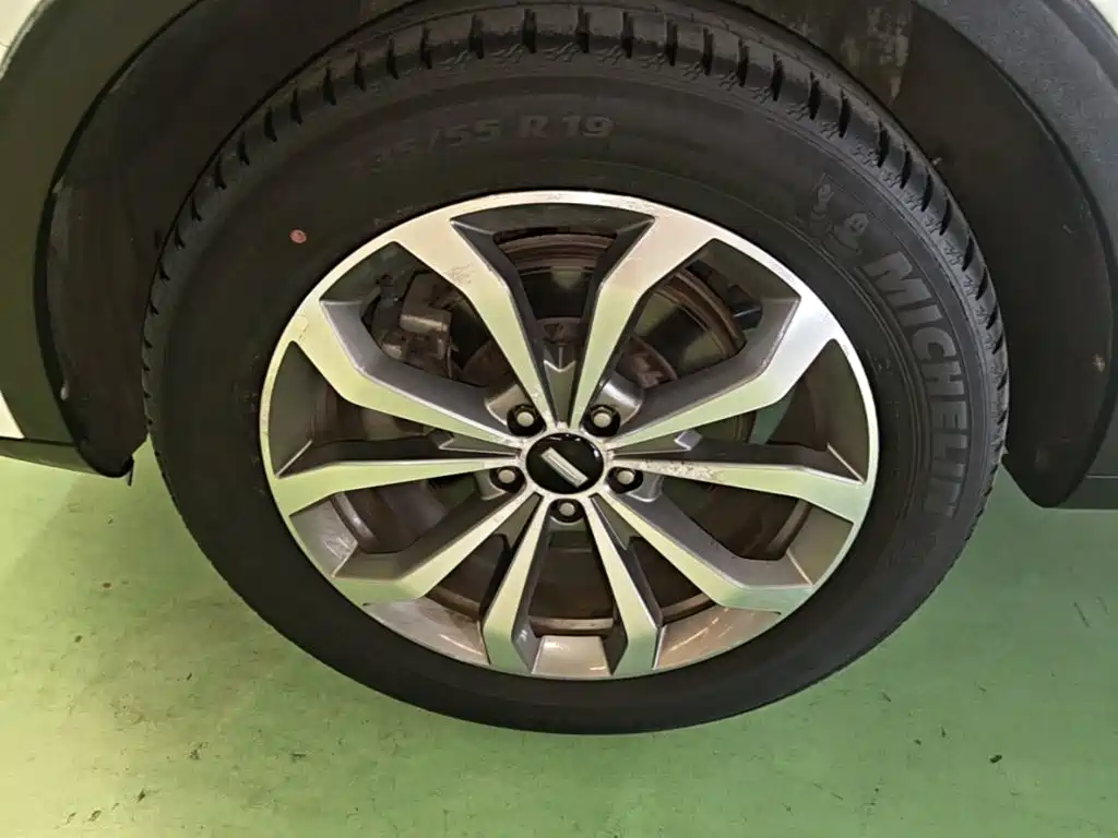 Wey Wey VV6 — миниатюра 23