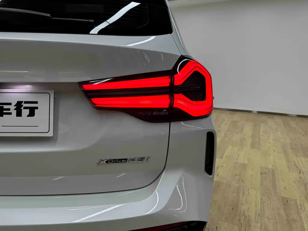 BMW X3 — миниатюра 29
