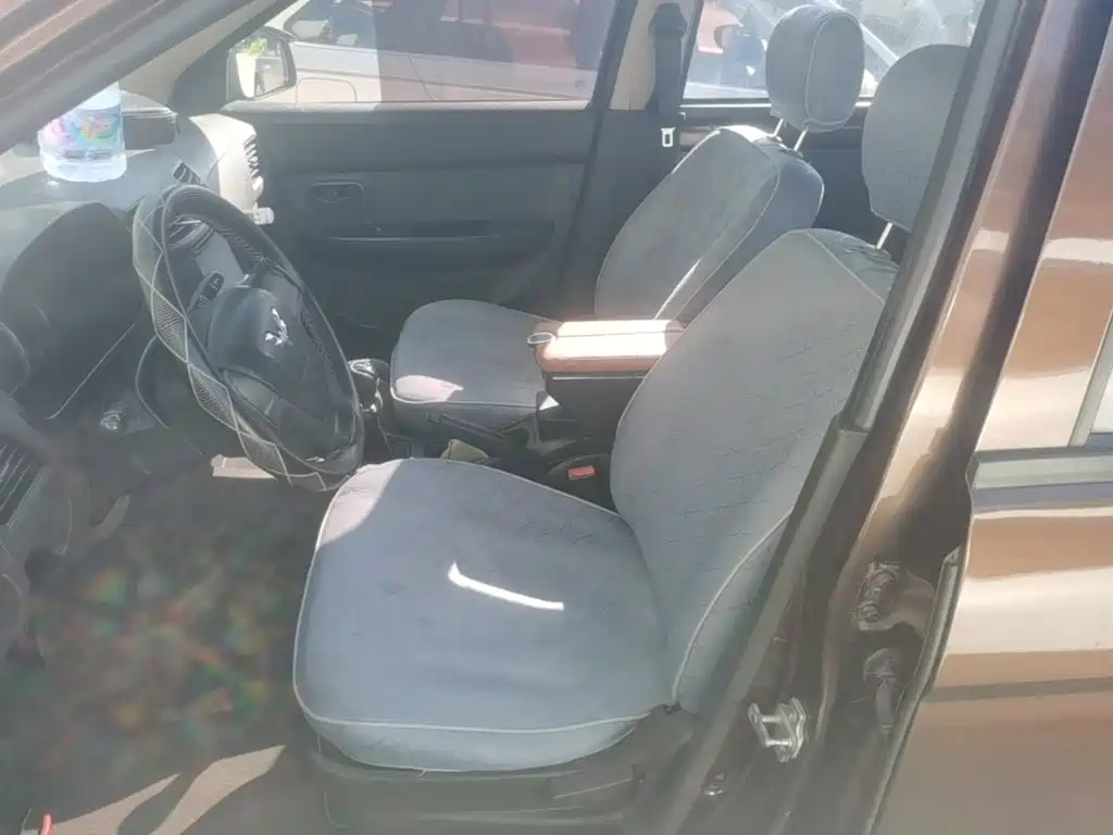 Wuling Hongguang — миниатюра 15