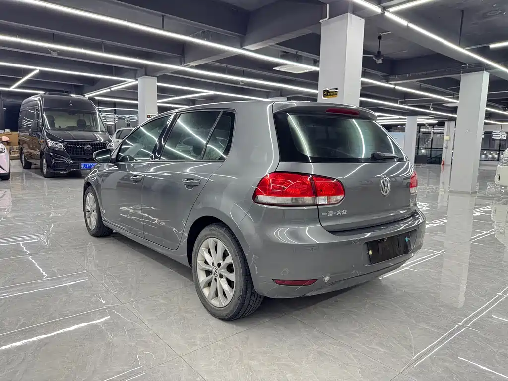 Volkswagen Golf — миниатюра 15