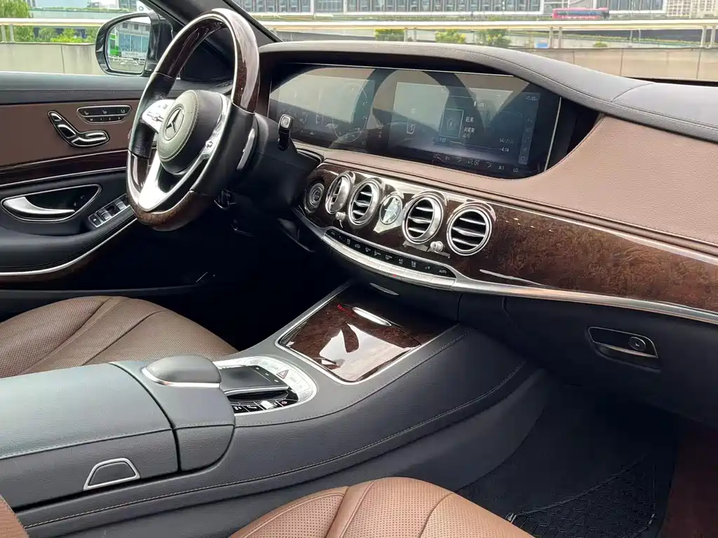 Mercedes-Benz S-Class — миниатюра 10