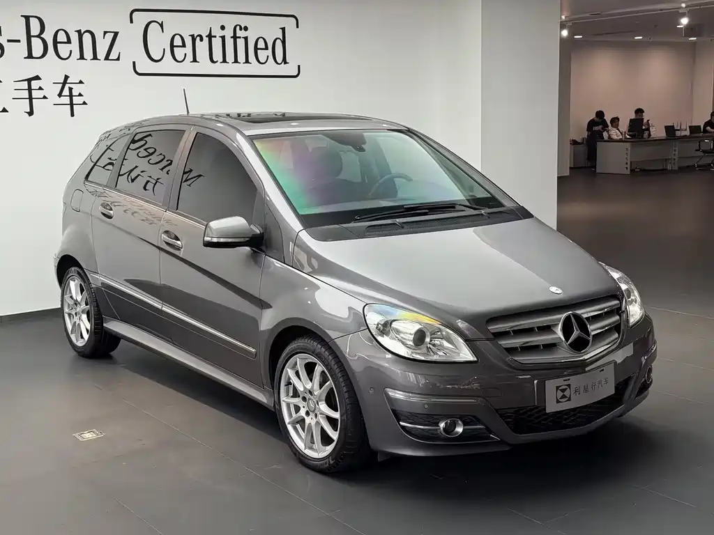 Mercedes-Benz B-Class — миниатюра 6
