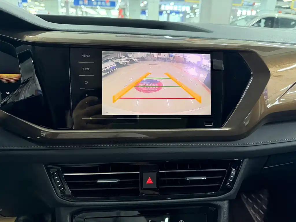 Volkswagen Tharu — миниатюра 9