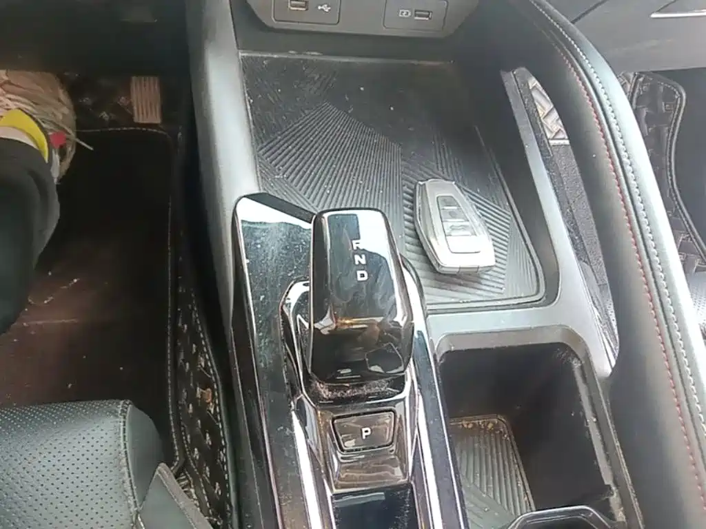 Geely Binyue — миниатюра 14