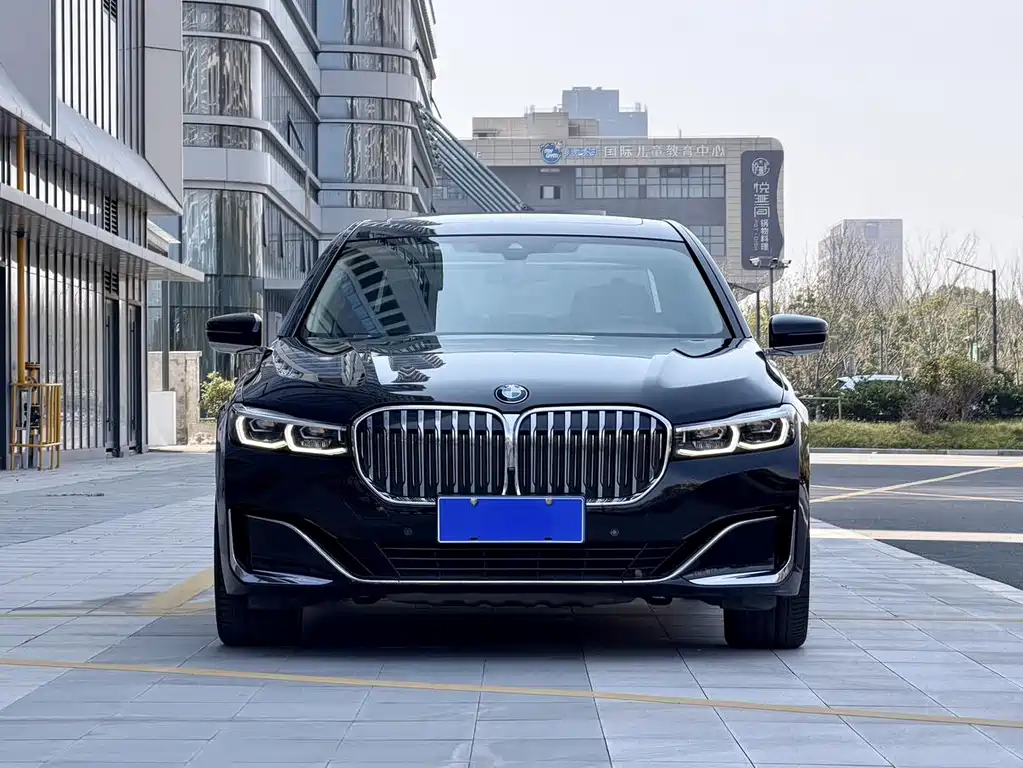 BMW 7 Series 7 2019 740Li Lead Luxury