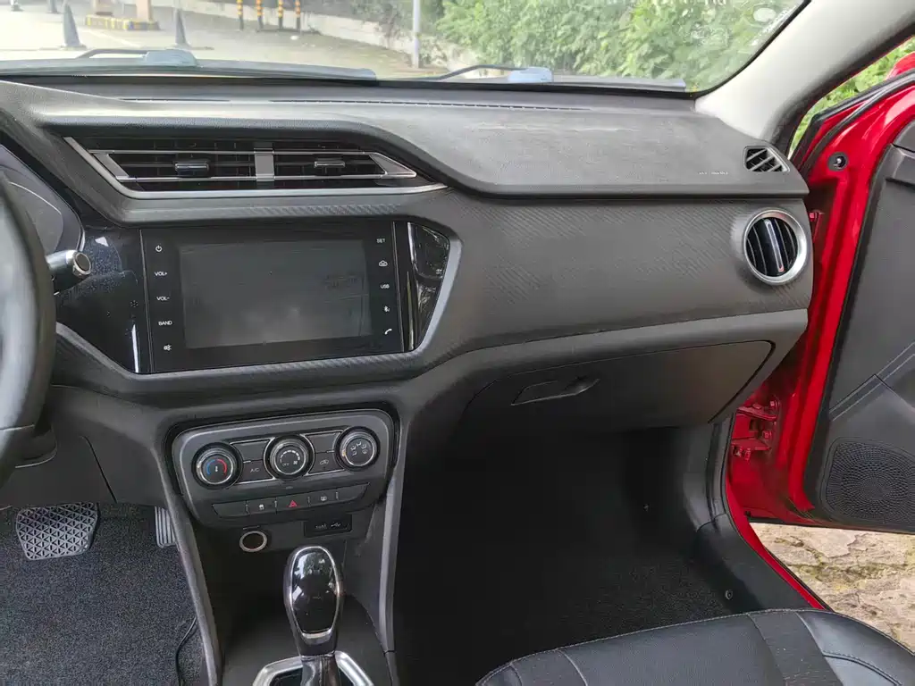 Chery Tiggo 3x — миниатюра 8