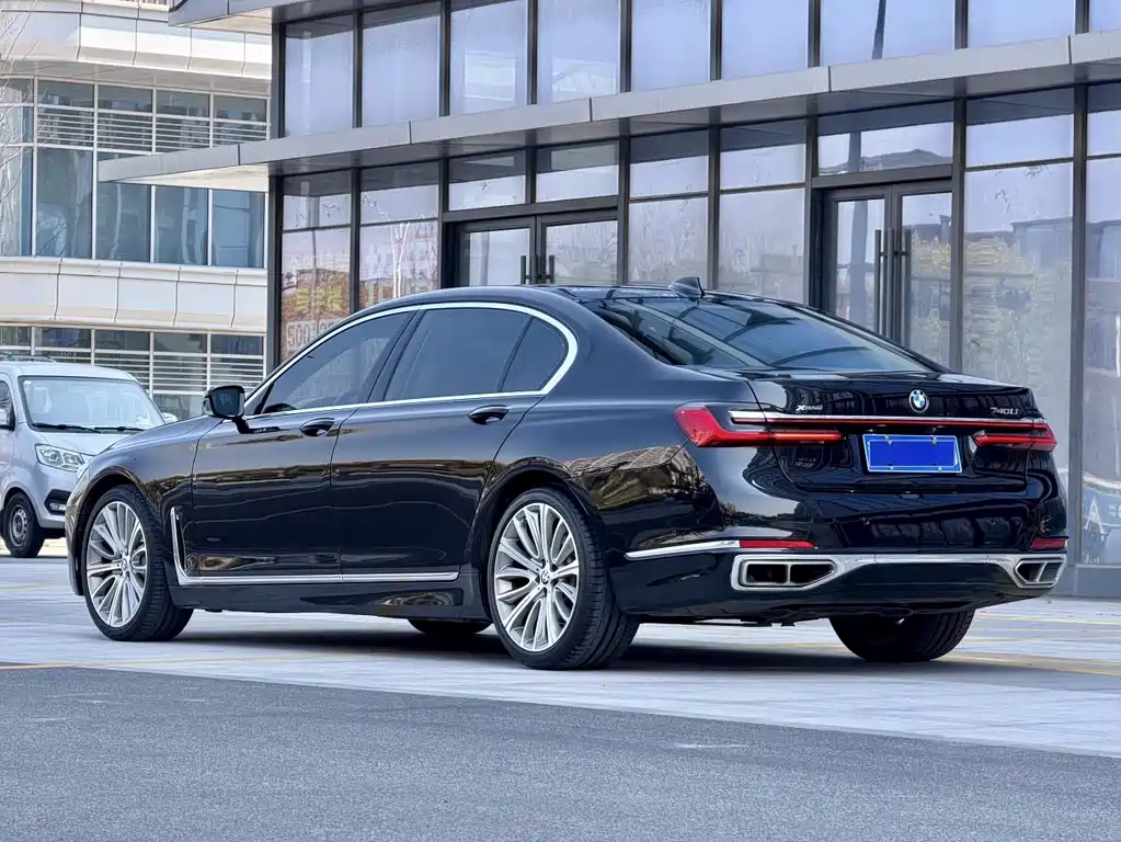 BMW 7 Series 7 2019 740Li Lead Luxury