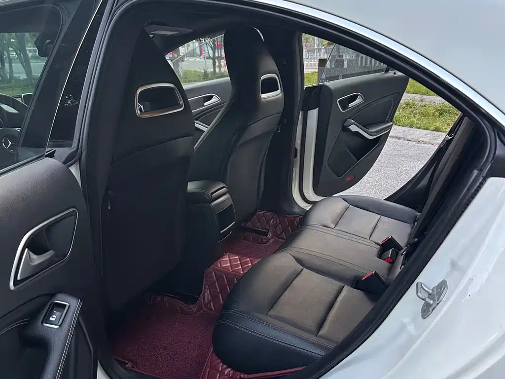Mercedes-Benz CLA (Import) — миниатюра 10