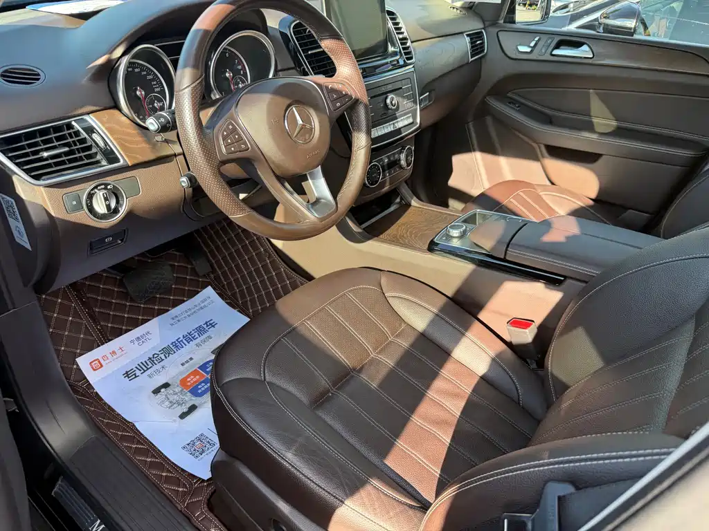 Mercedes-Benz GLE (Import) — миниатюра 3