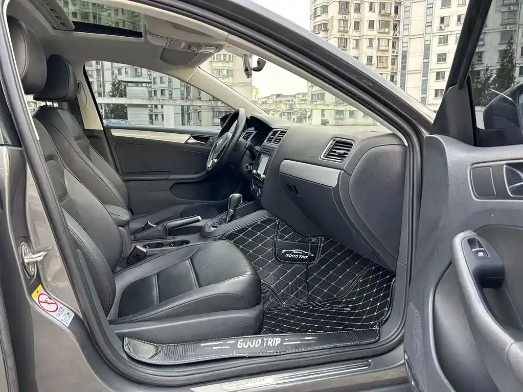 Volkswagen Sagitar — миниатюра 13