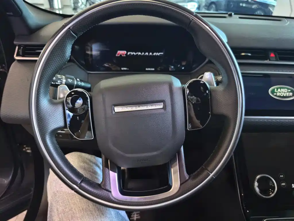 Land Rover Velar — миниатюра 3