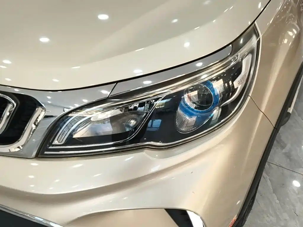 Geely Vision X3 — миниатюра 24