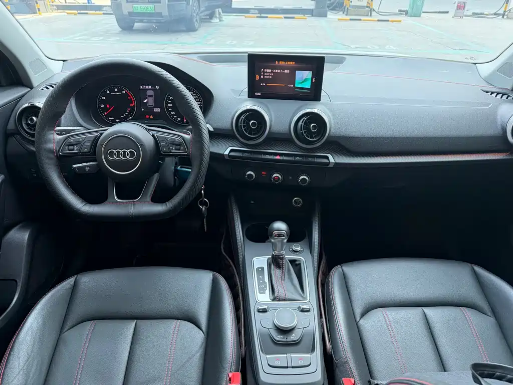 Audi Q2L — миниатюра 7