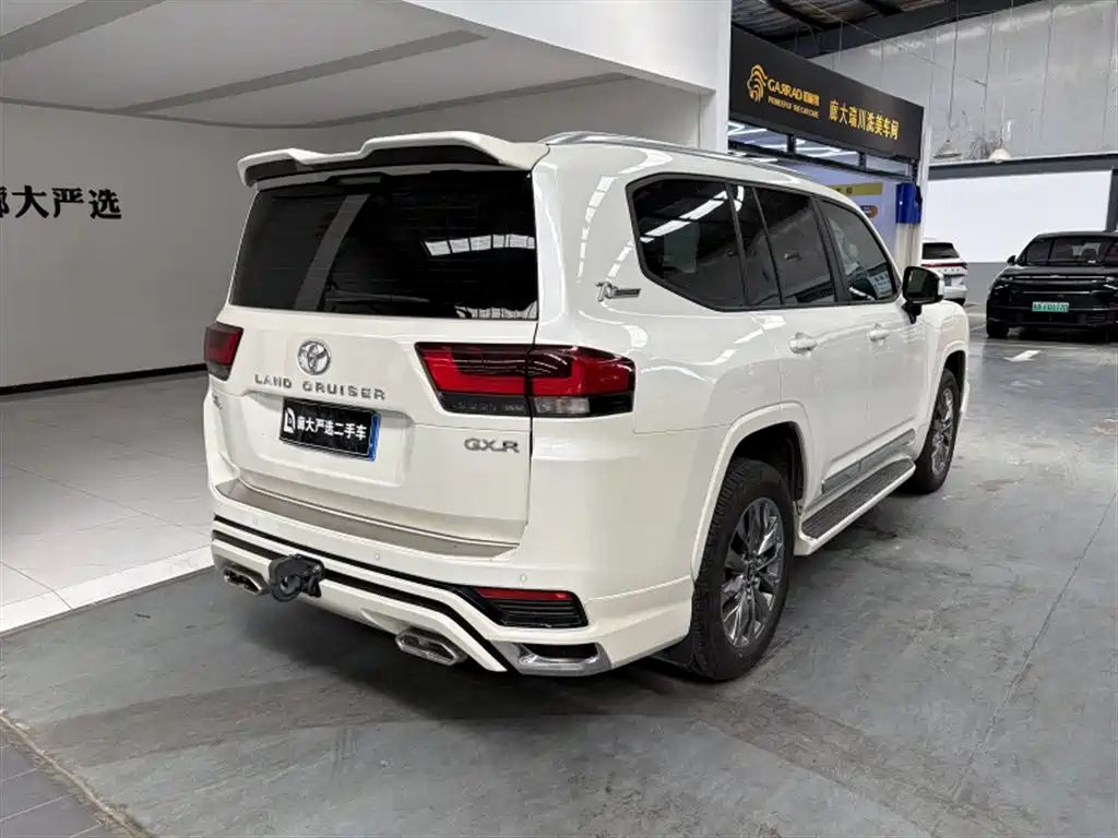 Toyota Land Cruiser — миниатюра 9