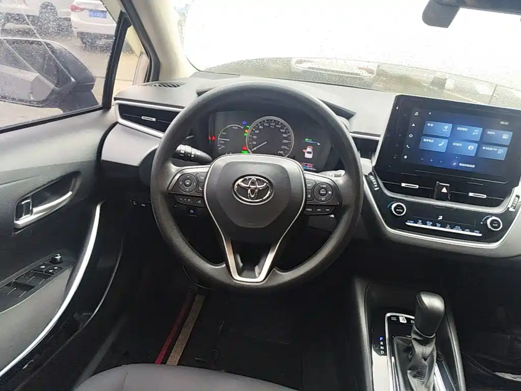 Toyota Corolla — миниатюра 11