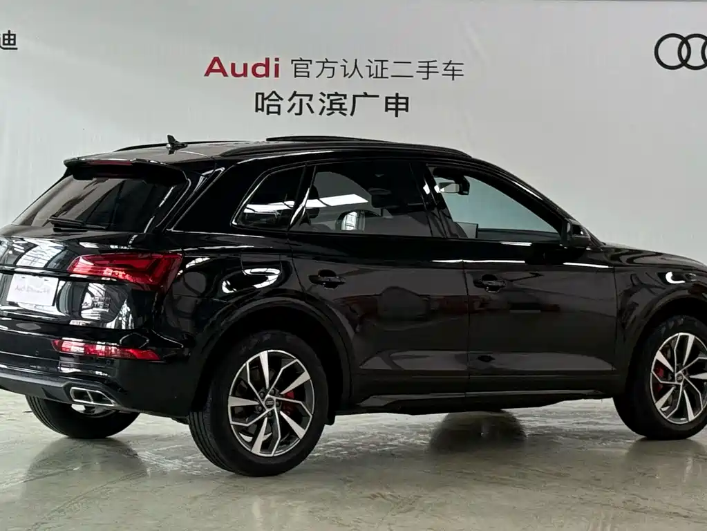Audi Q5L — миниатюра 2