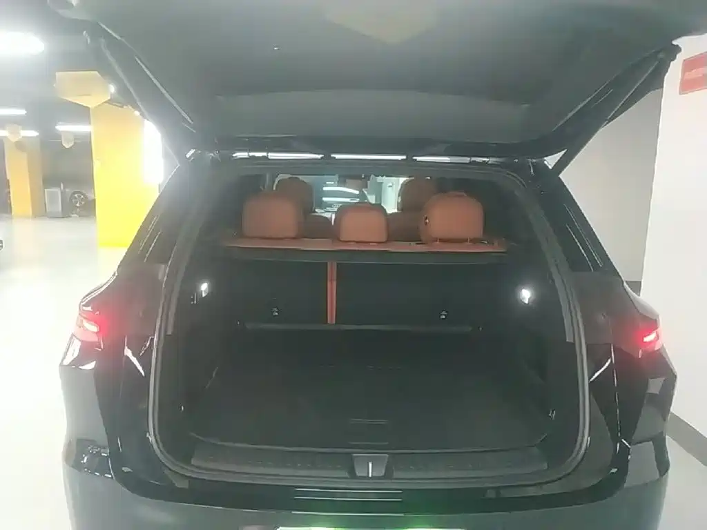Li Auto Li L6 — миниатюра 19