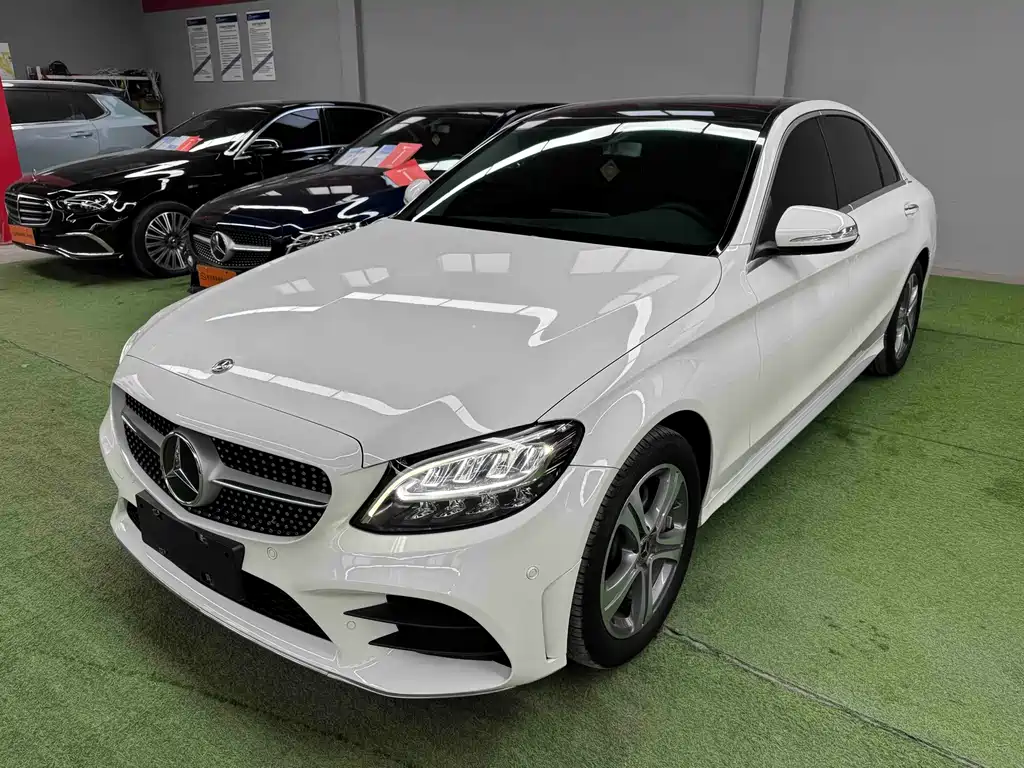 Mercedes-Benz C-Class 2020