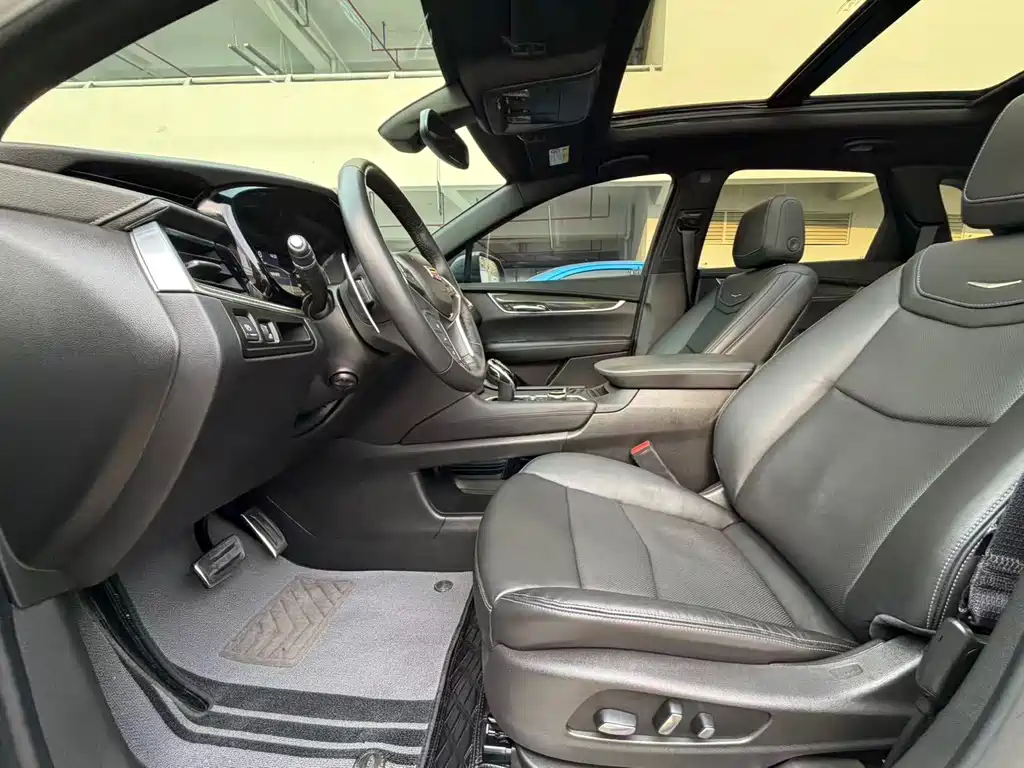 Cadillac XT5 — миниатюра 8