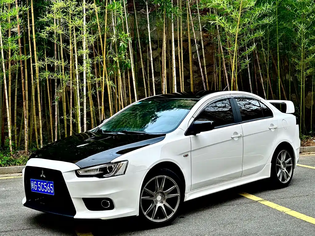 Mitsubishi Lancer EX 2017