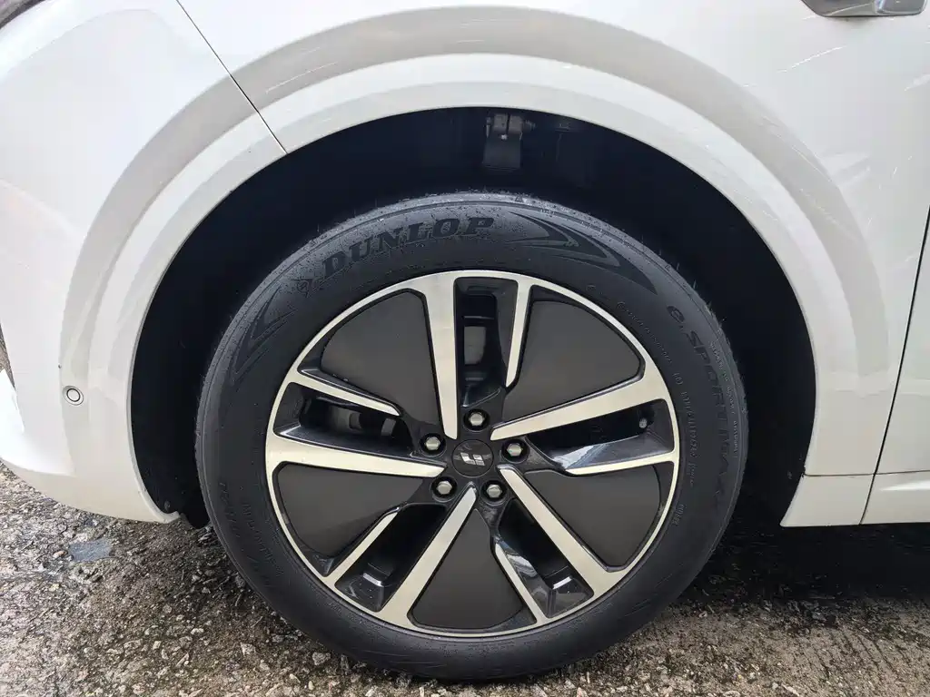 Li Auto Li L6 — миниатюра 17