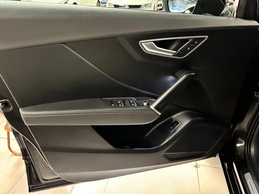 Audi Q2L — миниатюра 6
