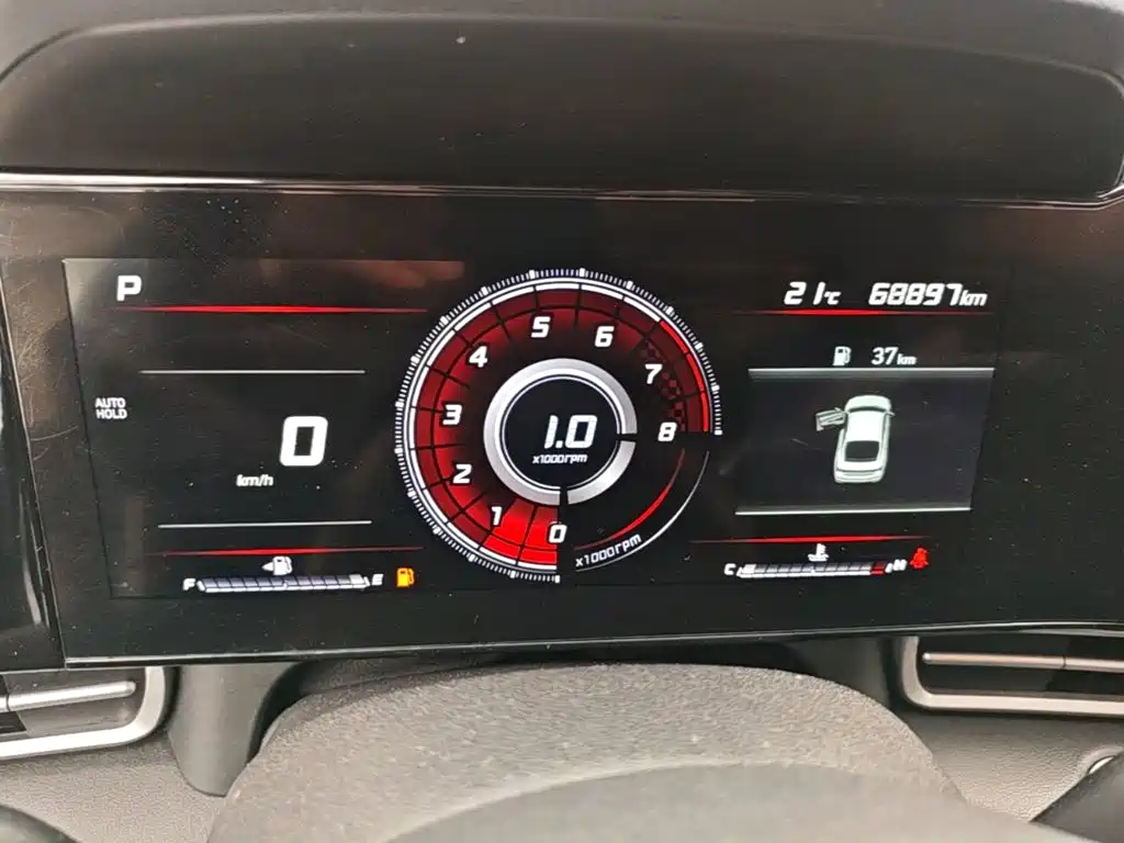 Hyundai Elantra — миниатюра 12