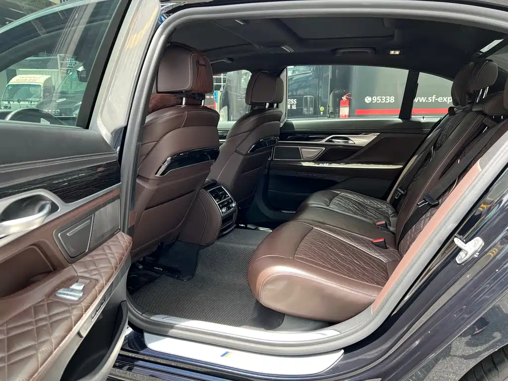 BMW 7 Series 7 2021 740Li Lead M Sport