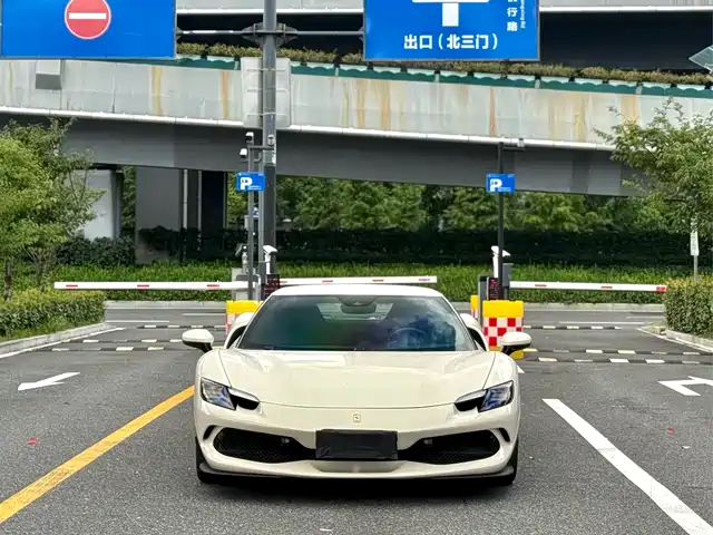 Ferrari 296