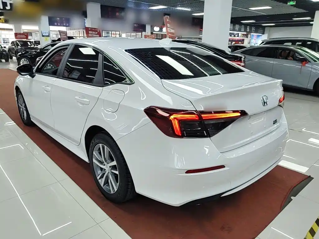 Honda Civic — миниатюра 5