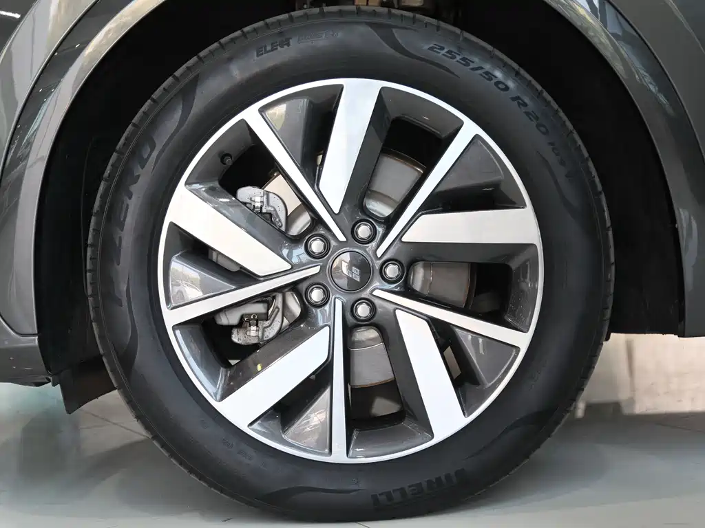 Li Auto Li L7 — миниатюра 4