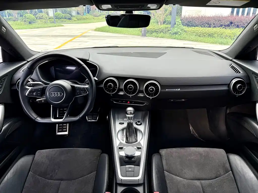 Audi TT — миниатюра 13