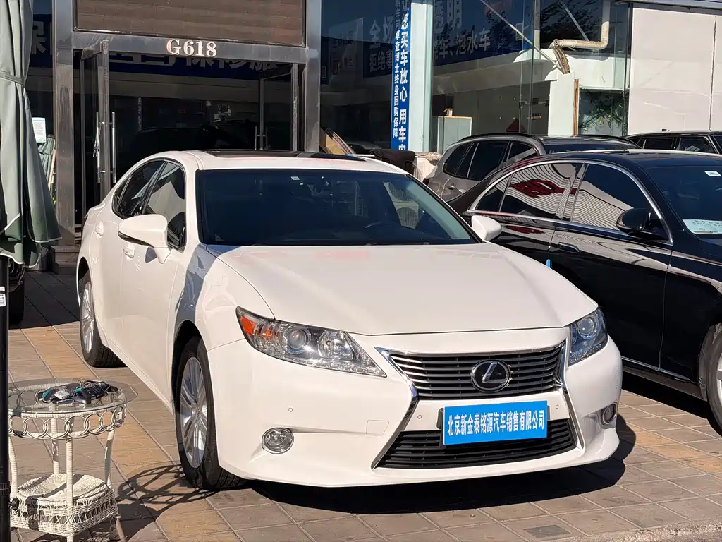Lexus ES — миниатюра 3