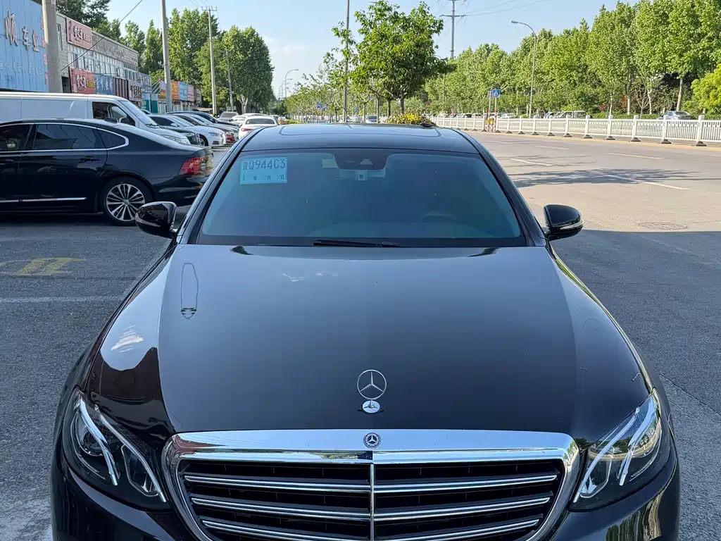 Mercedes-Benz E-Class E 2016 E 200 L Sport