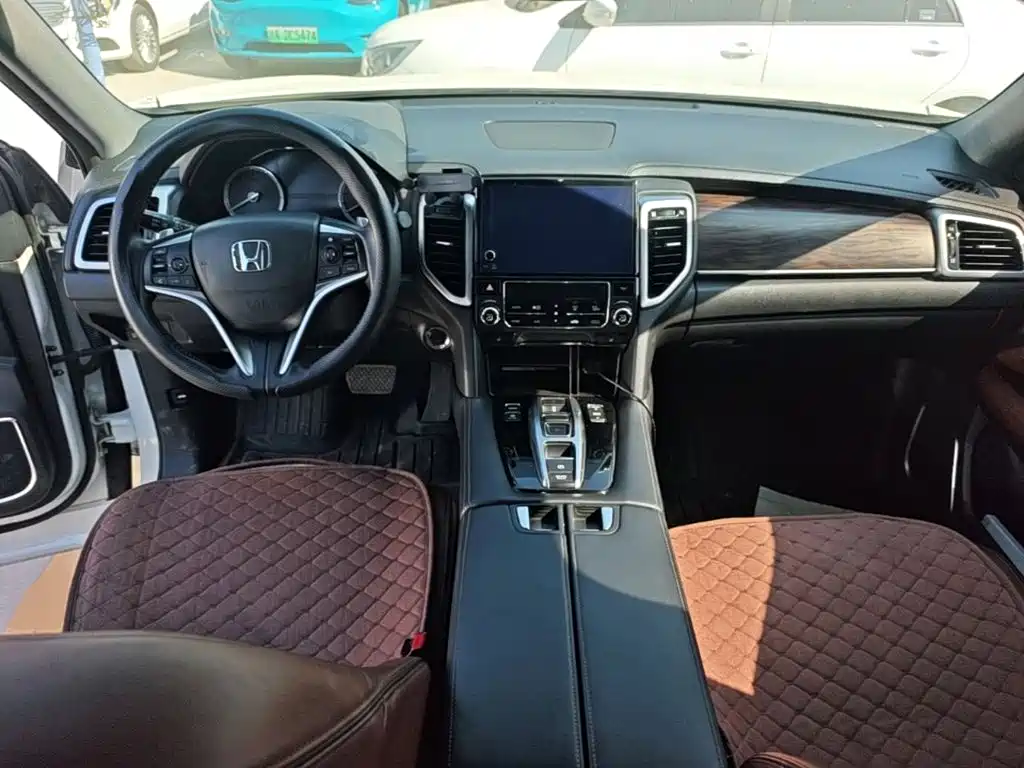 Honda UR-V — миниатюра 10