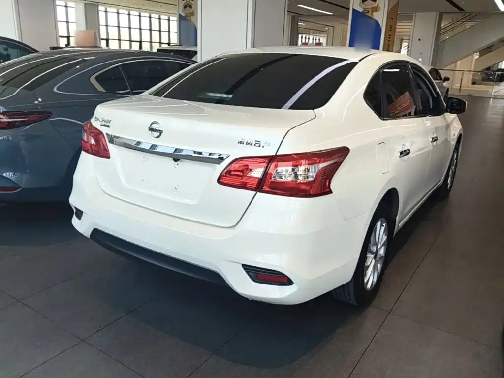 Nissan Sylphy — миниатюра 7