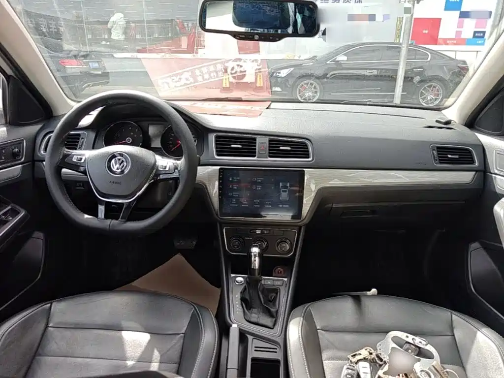 Volkswagen Gran Lavida — миниатюра 10