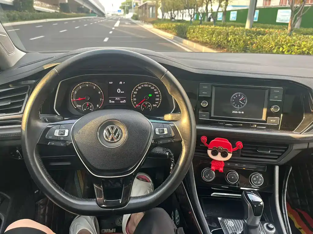 Volkswagen Sagitar — миниатюра 5