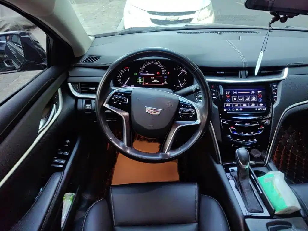 Cadillac XTS — миниатюра 3