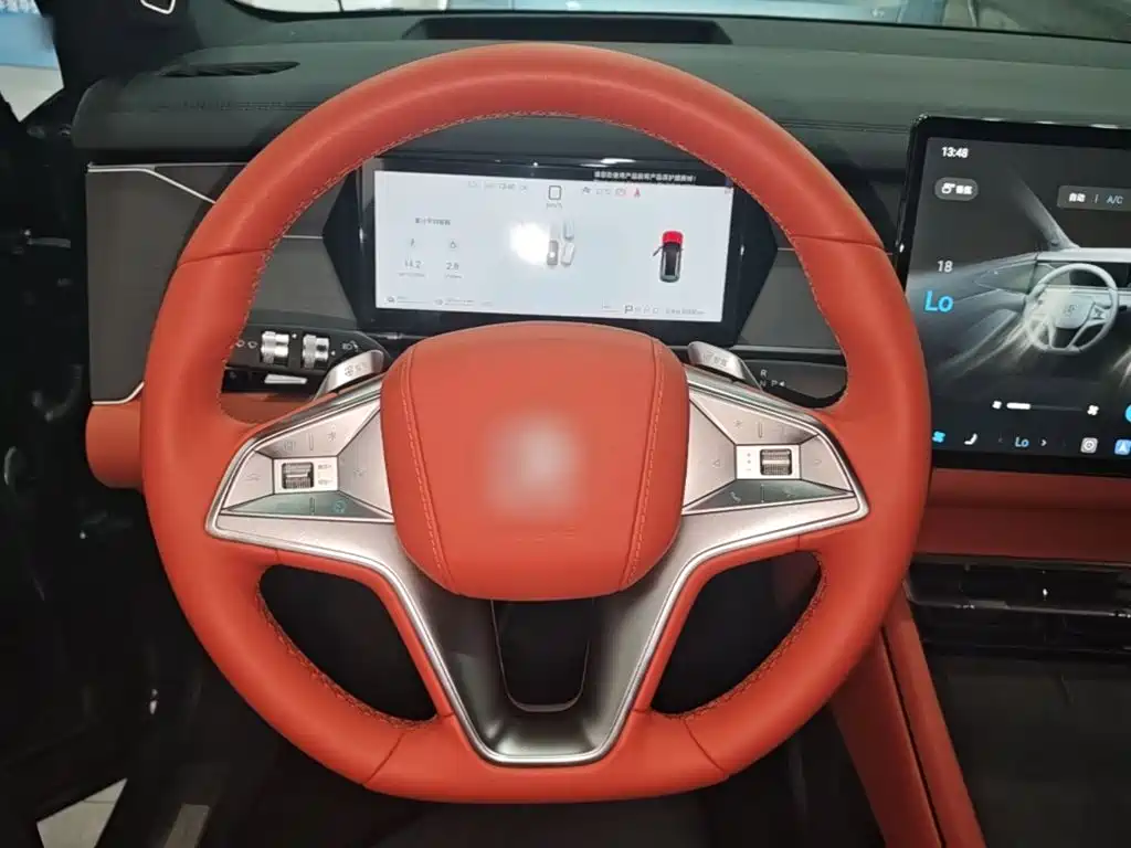 BYD Tang L — миниатюра 11