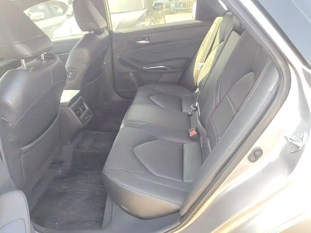 Toyota Avalon — миниатюра 17
