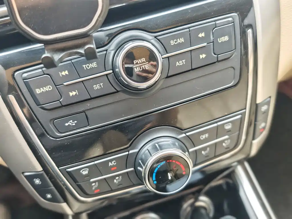 Zotye X5 — миниатюра 4