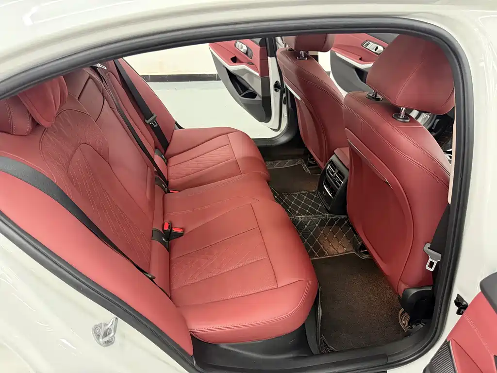 BMW 3 Series — миниатюра 20